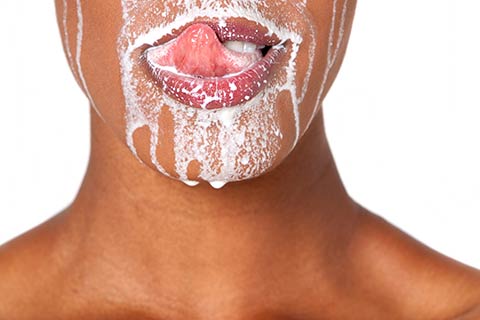 Fremdes Sperma schmeckt und macht geil